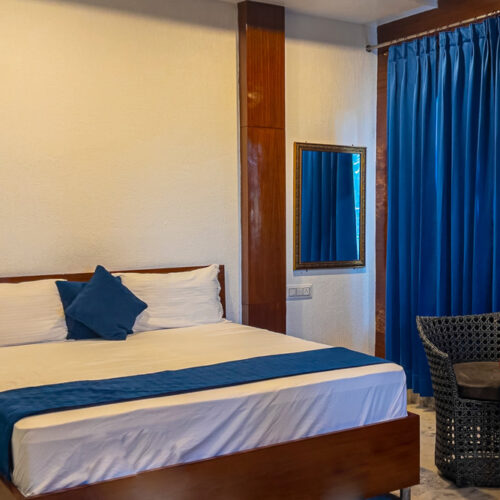 room-hotel-resort-kanatal-pinnacle-house