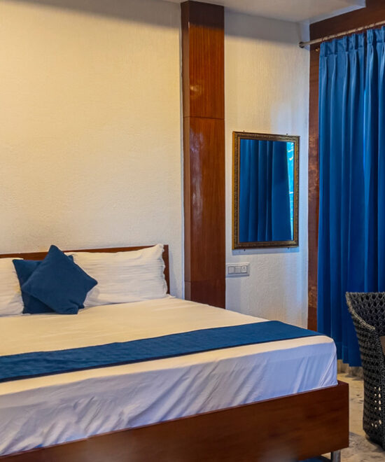 room-hotel-resort-kanatal-pinnacle-house